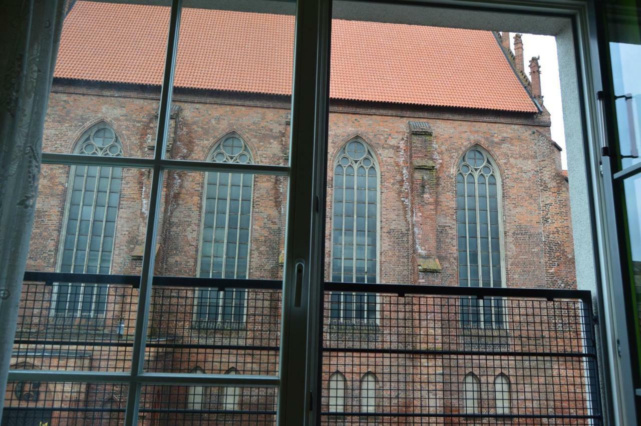 Apartment Old Town Cozy Elblag Buitenkant foto